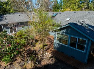 2256 N 22nd Ct, Florence, OR 97439