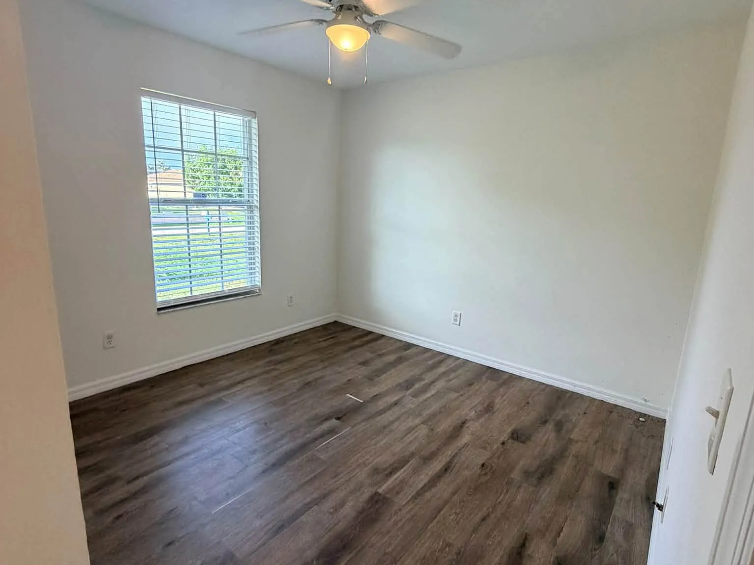 3 bed, 1288 sqft, $2,000 — Photo 4