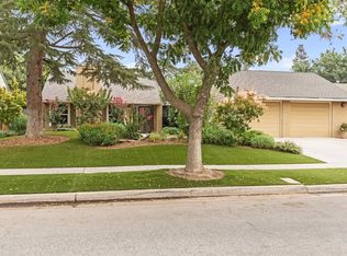 8432 N 1st St, Fresno, CA