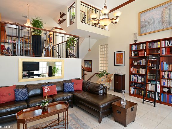 2nd image of 3909 NE 170th St #3909