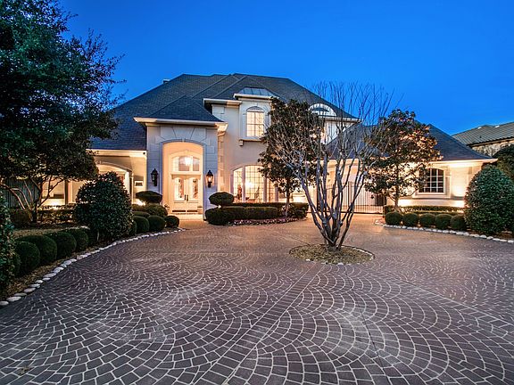 2nd image of 2600 Anders Ln