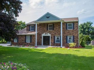 20689 Alm Ln, Lakeville, IN 46536