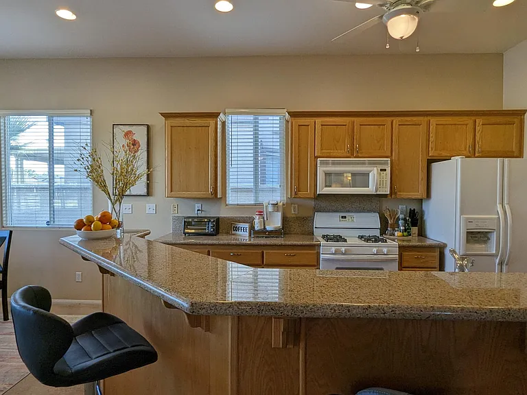 49544 Wayne St — Photo 15
