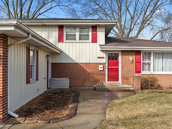 3rd image of 14720 Highland Ave