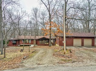 1688 Strawberry Dr, Varna, IL 61375