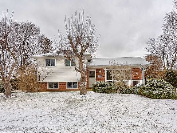 2nd image of 35 Edenborough Dr