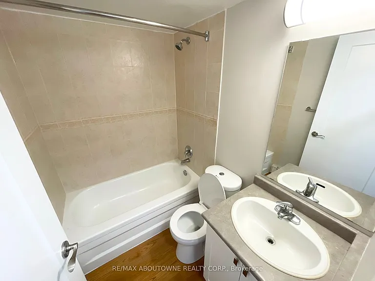111 Market St #207 — Photo 14