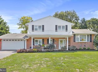 364 Briar Ln, Chambersburg, PA