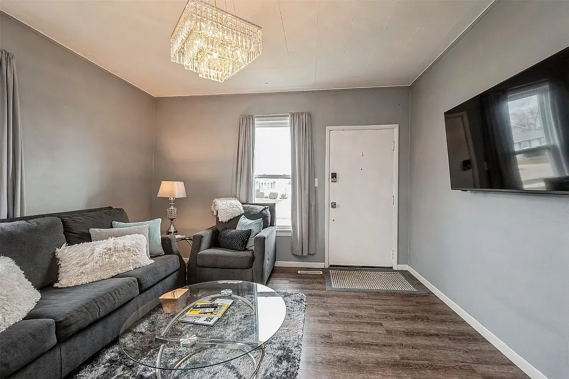 1 bed, 598 sqft, $1,600 — Photo 4