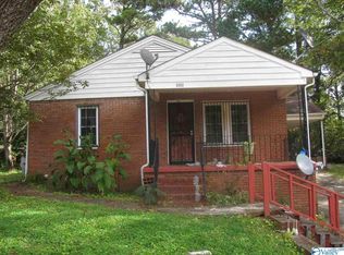 2202 Clift St NW, Huntsville, AL 35810