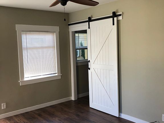 3rd image of 4621 Campus Ave