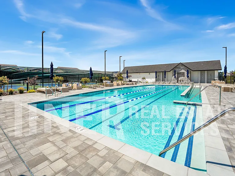 3062 Pansona St — Photo 35