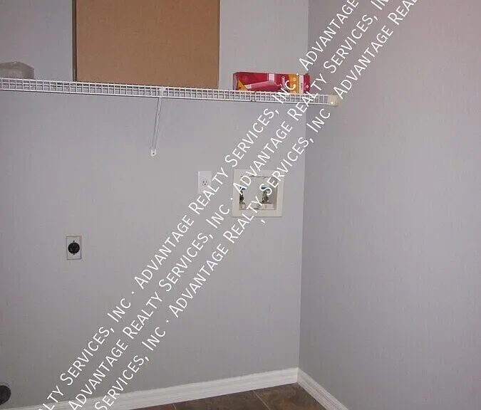 354 Tavernier Dr — Photo 15