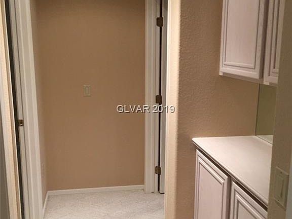4th image of 2524 Lotus Hill Dr #0
