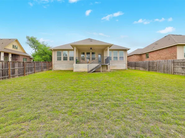 557 Scenic Bluff Dr, Georgetown, TX 78628