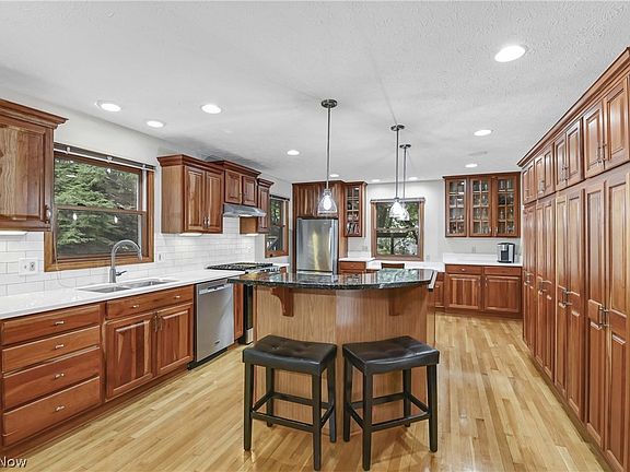 2nd image of 5609 Ely Vista Dr