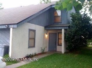 8337 N Century Point Dr, Jacksonville, FL 32216