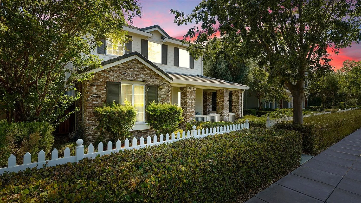 404 S Central Pkwy photo 1