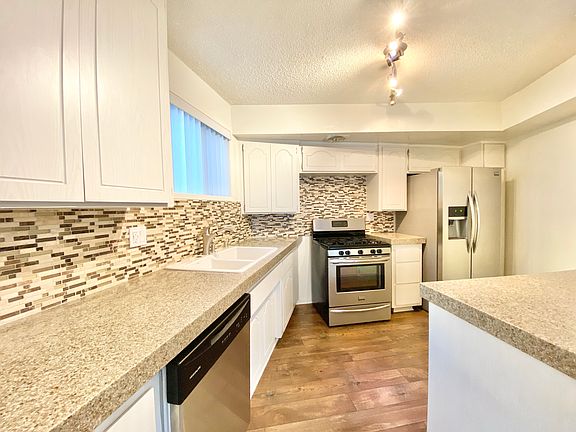 2nd image of 1828 N La Brea Ave #7A