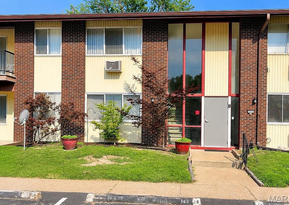 1st image of 7551 Hazelcrest Dr APT A