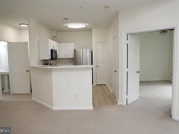 4th image of 14302 Rosy Ln APT 33