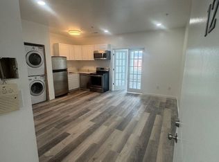 936 N Calvert St APT 12, Baltimore, MD 21202