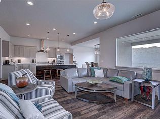 6721 Argos St, West Richland, WA 99353