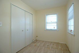 4th image of 5210 Shorehill Dr