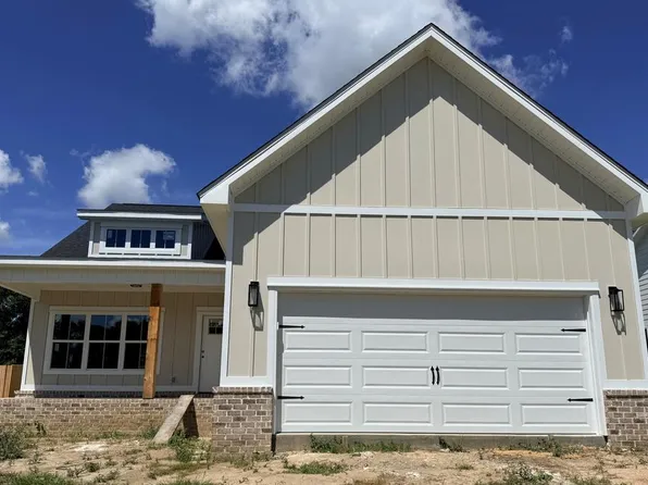 239 Weeping Willow Trl, Headland, AL 36312