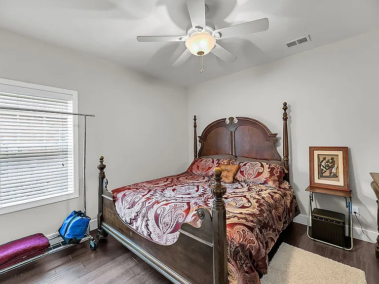 8725 Evangeline Dr — Photo 17