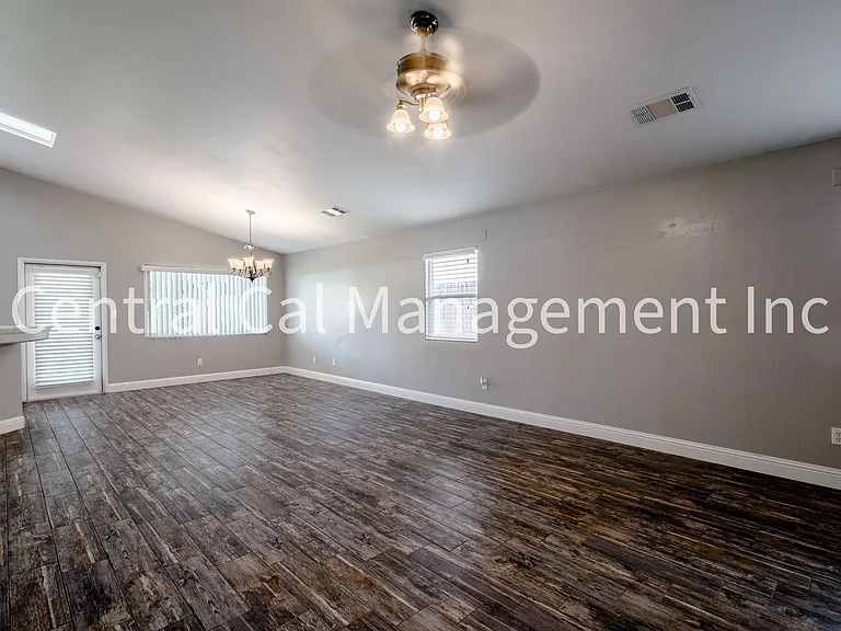 9912 Grand View Summit Dr — Photo 5