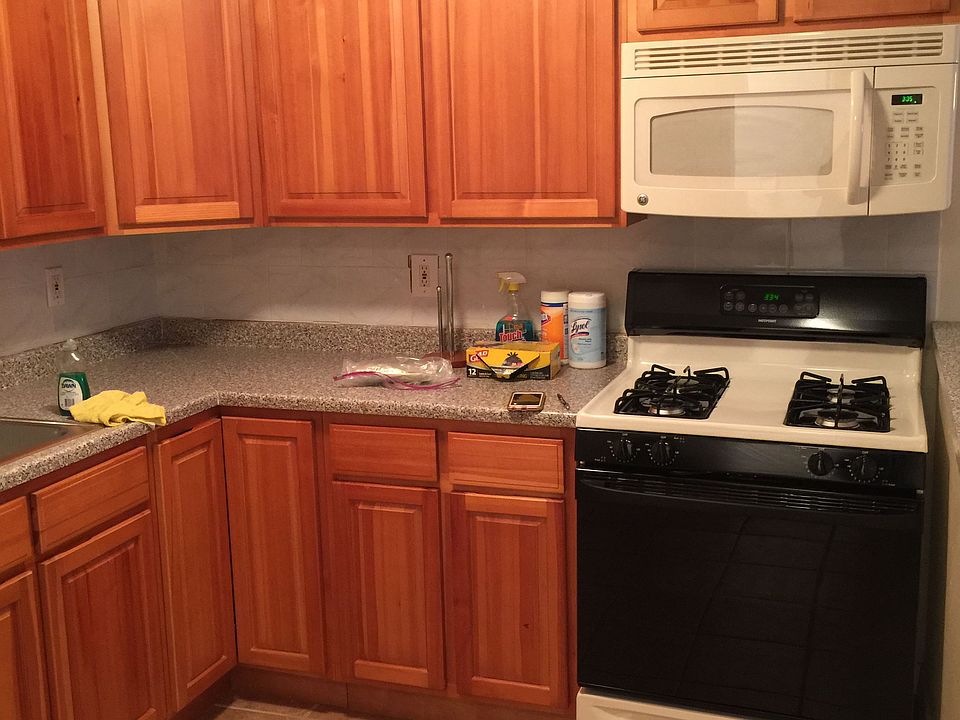 1st image of 3037 30th St APT 3F