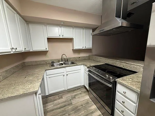 519 Aurora Ave — Photo 5