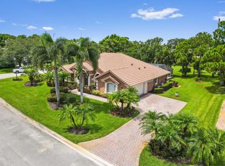 8216 SE Woodlake Ln, Hobe Sound, FL 33455