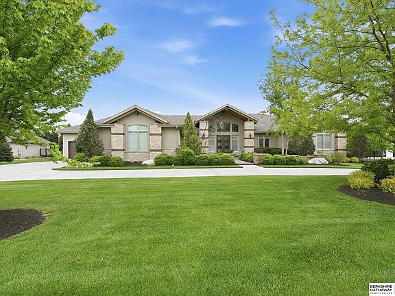 2nd image of 2344 S 182nd Cir