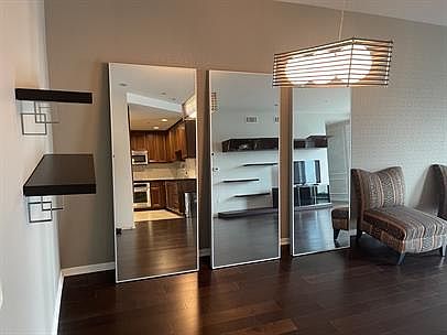 1st image of 637 S Fairfax Ave APT 201