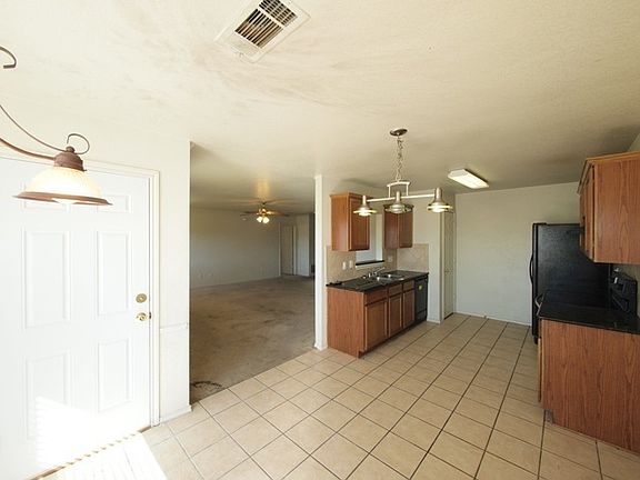 4th image of 3804 Lyna Ct