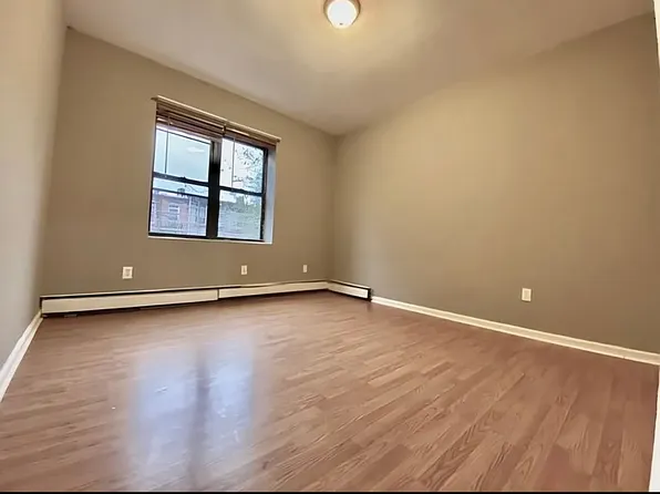 387 Sumpter Street image 5 of 13