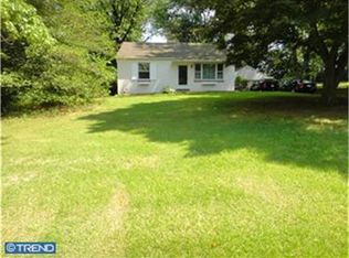 15157 Wayside Rd, Philadelphia, PA 19116