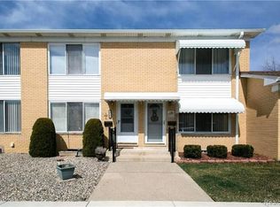 50106 Helfer Blvd, Wixom, MI 48393