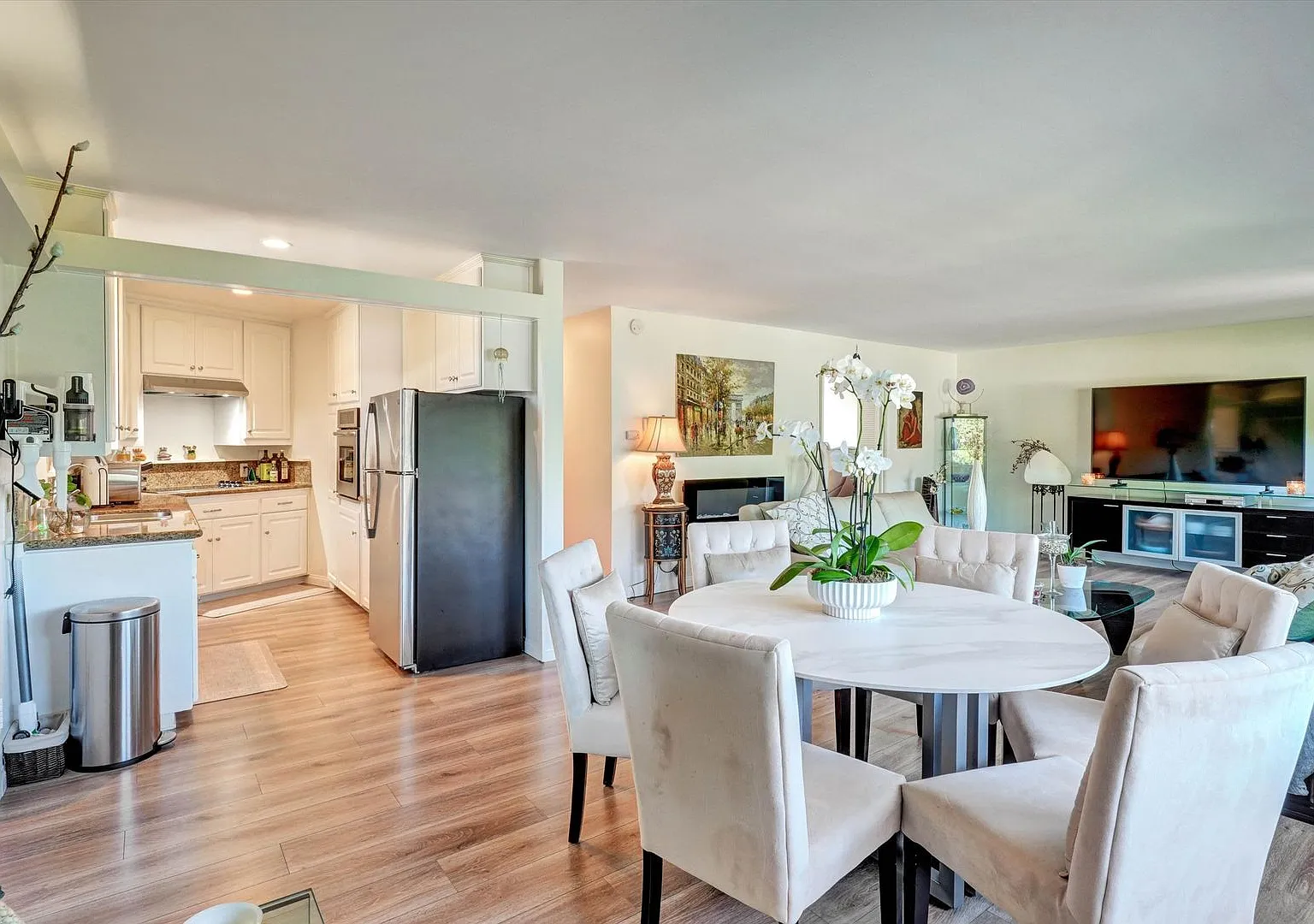 2 Bedroom Oceanfront Condo in South Laguna Beach — Photo 3