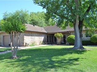 11134 Pinehurst Dr, Austin, TX 78747