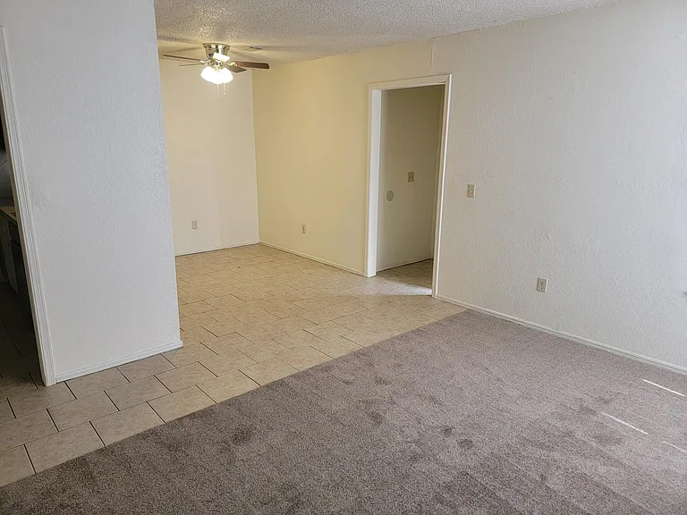8010 N 117th East Ave — Photo 3