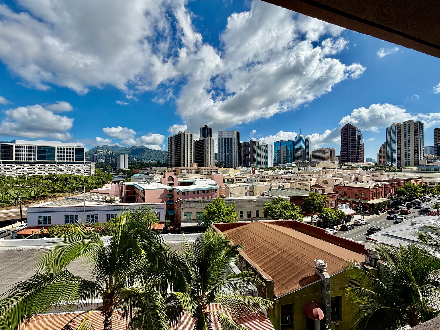 Harbor Village — Photo 4