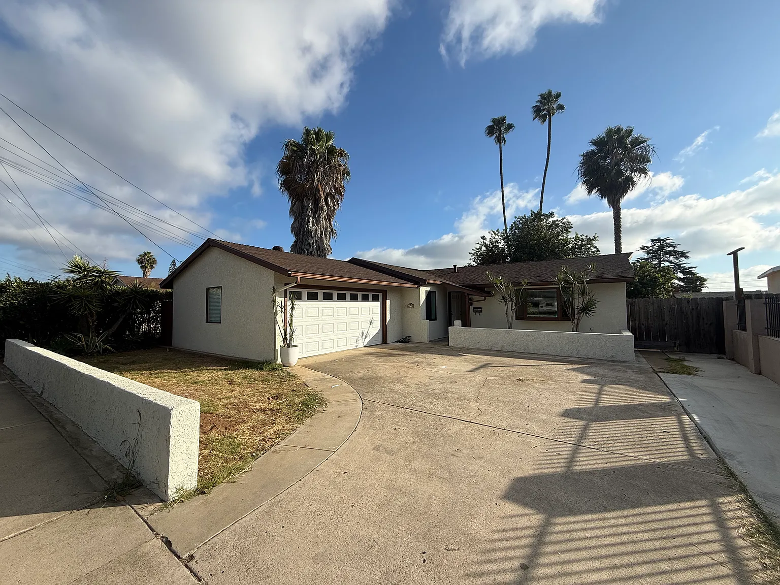 3 bed, 1281 sqft, $4,495 — Photo 1