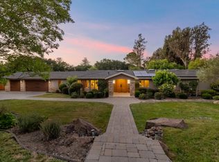 26485 Saint Francis Rd, Los Altos Hills, CA 94022