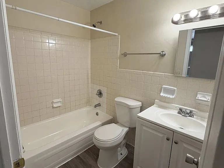 2679 Montana Ave — Photo 7