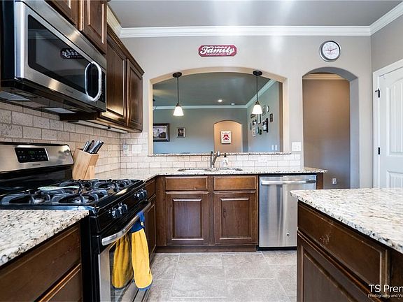 5th image of 3021 W Tiger Eye Dr
