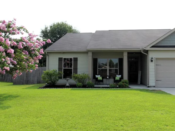 143 Mustang Dr, Guyton, GA 31312