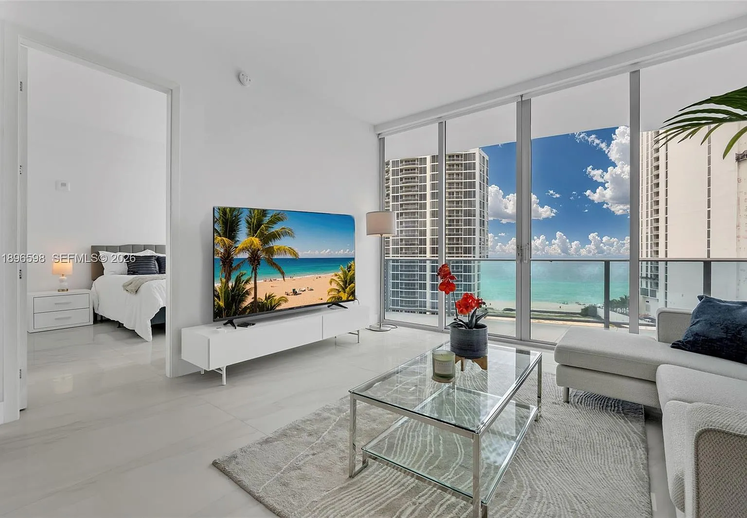 2 bed, 1361 sqft, $7,950 — Photo 1